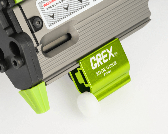 ON-BOARDADJUSTABLE EDGE GUIDE