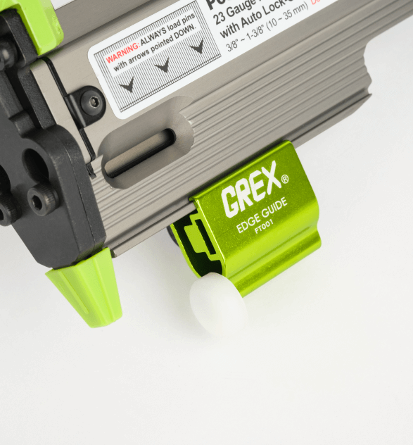 ON-BOARDADJUSTABLE EDGE GUIDE